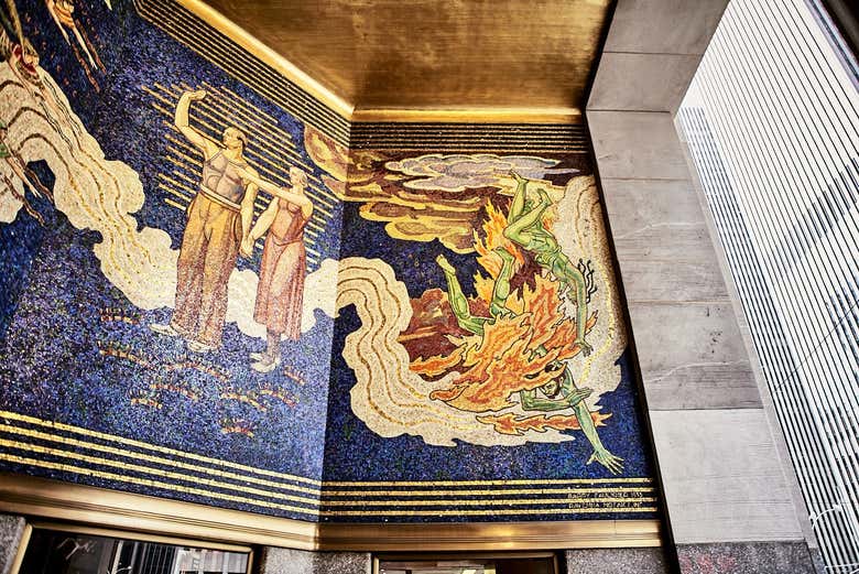 Mosaïque à l'intérieur du Rockefeller Center
