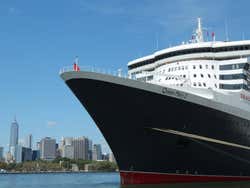 Port de croisières de New York, Queen Mary 2